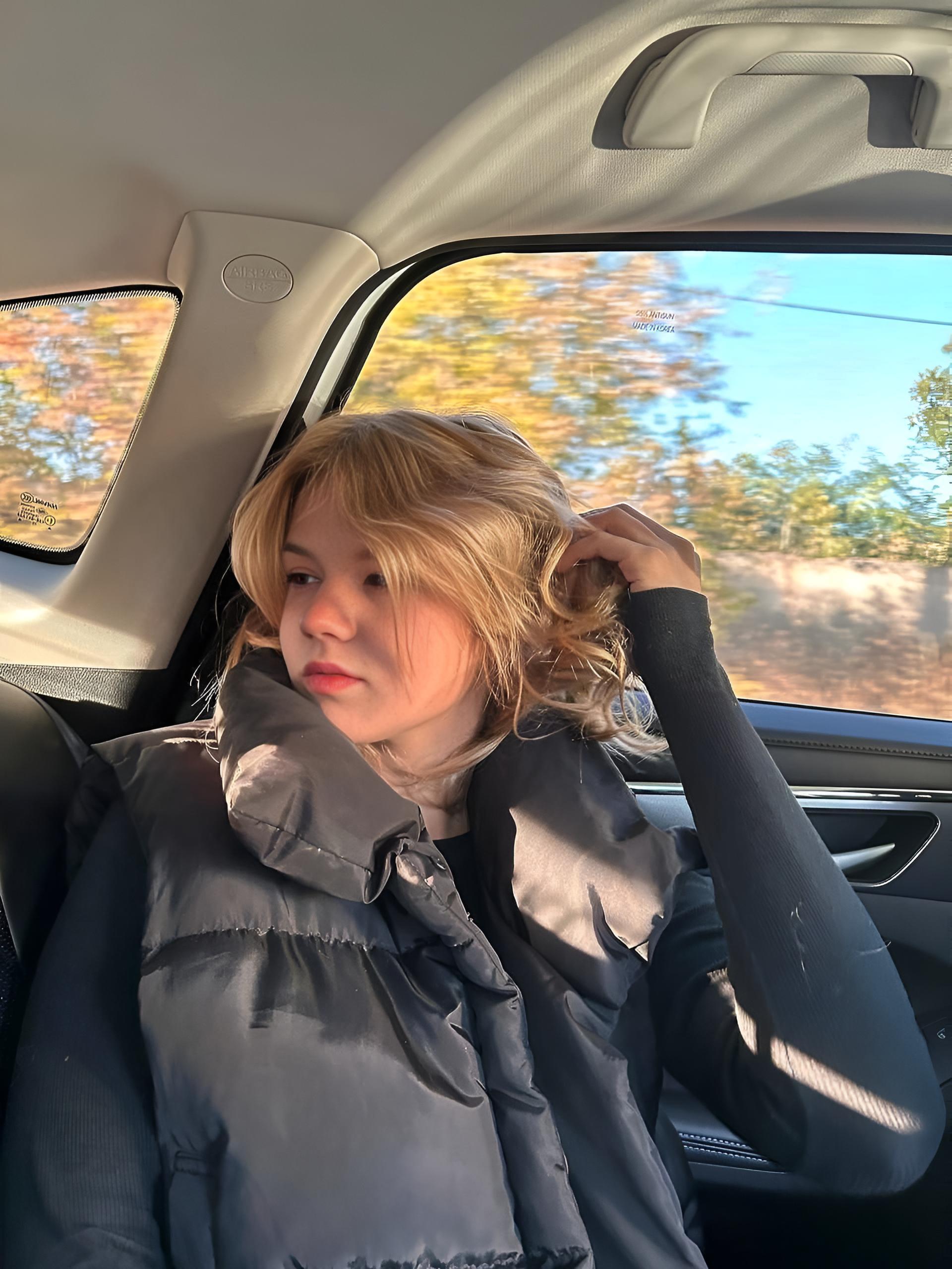 ElwynaHessey's Profile