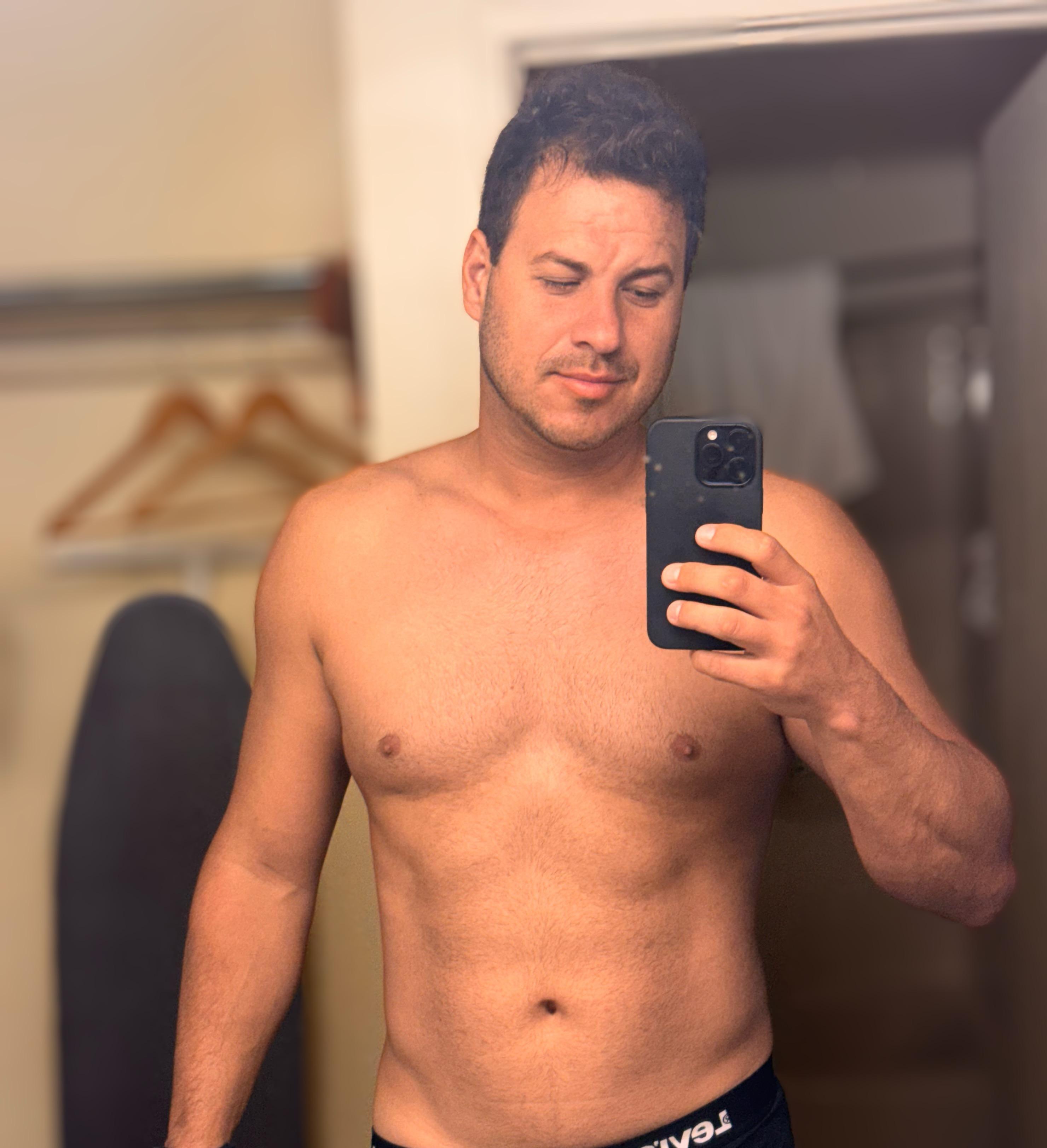 MrMusclecam's Profile